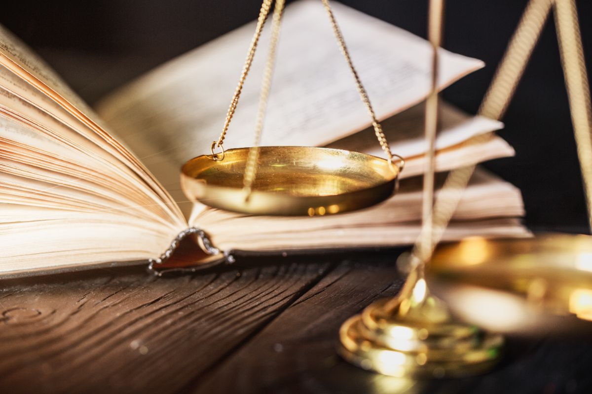 Avocat droit commercial Évry-Courcouronnes